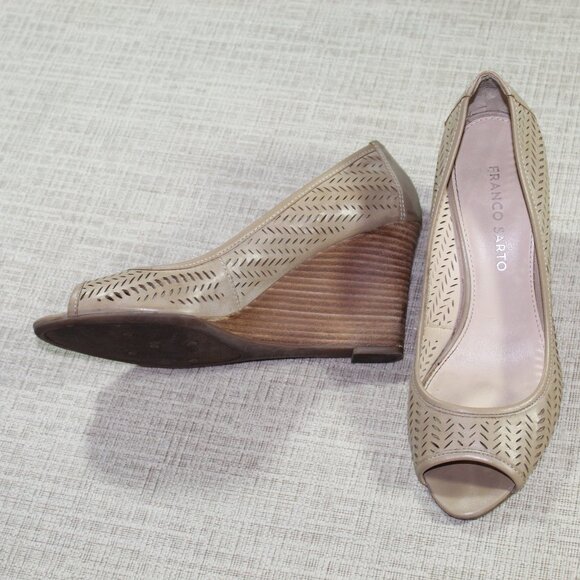 Franco Sarto Size 7M Light Brown Peep Toe Wedge Heels - Picture 1 of 6